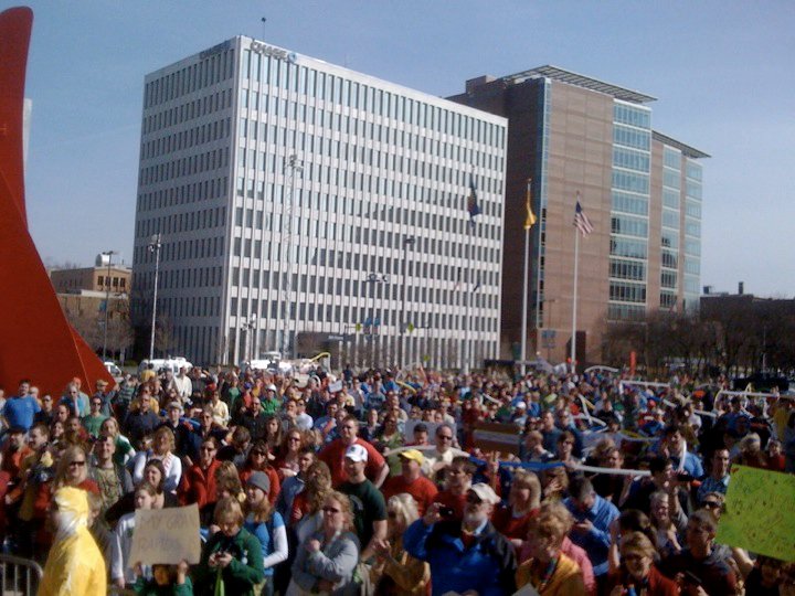 Crowd from the stage at the Flash Mob